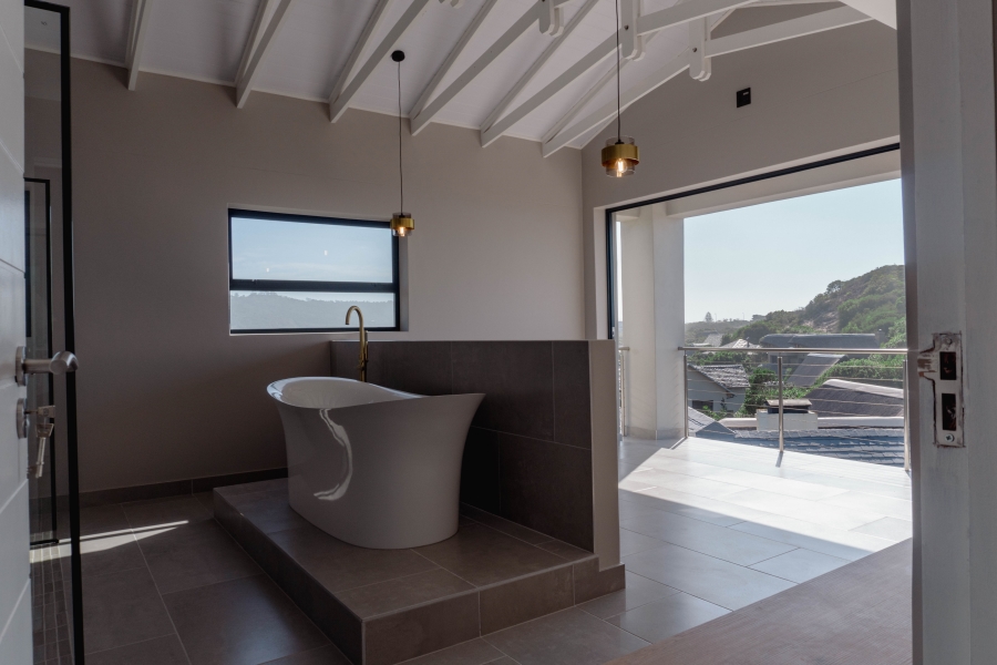 3 Bedroom Property for Sale in Wilderness Central Western Cape